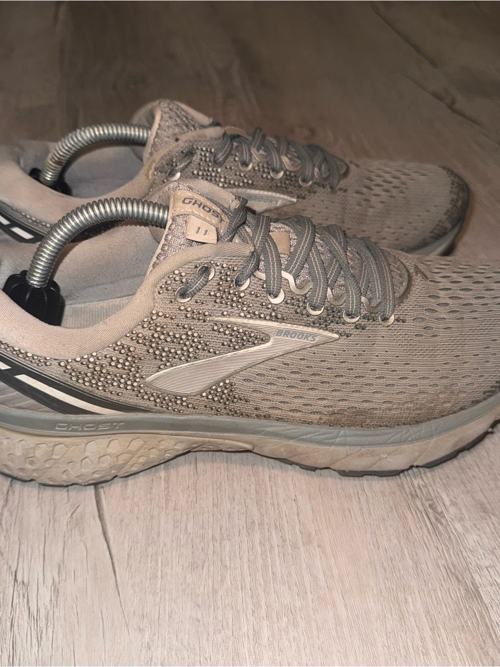 Brooks Womens Ghost 11 Running Shoes Gray 1202771B028 Low Top Lace Up Mesh 8 B